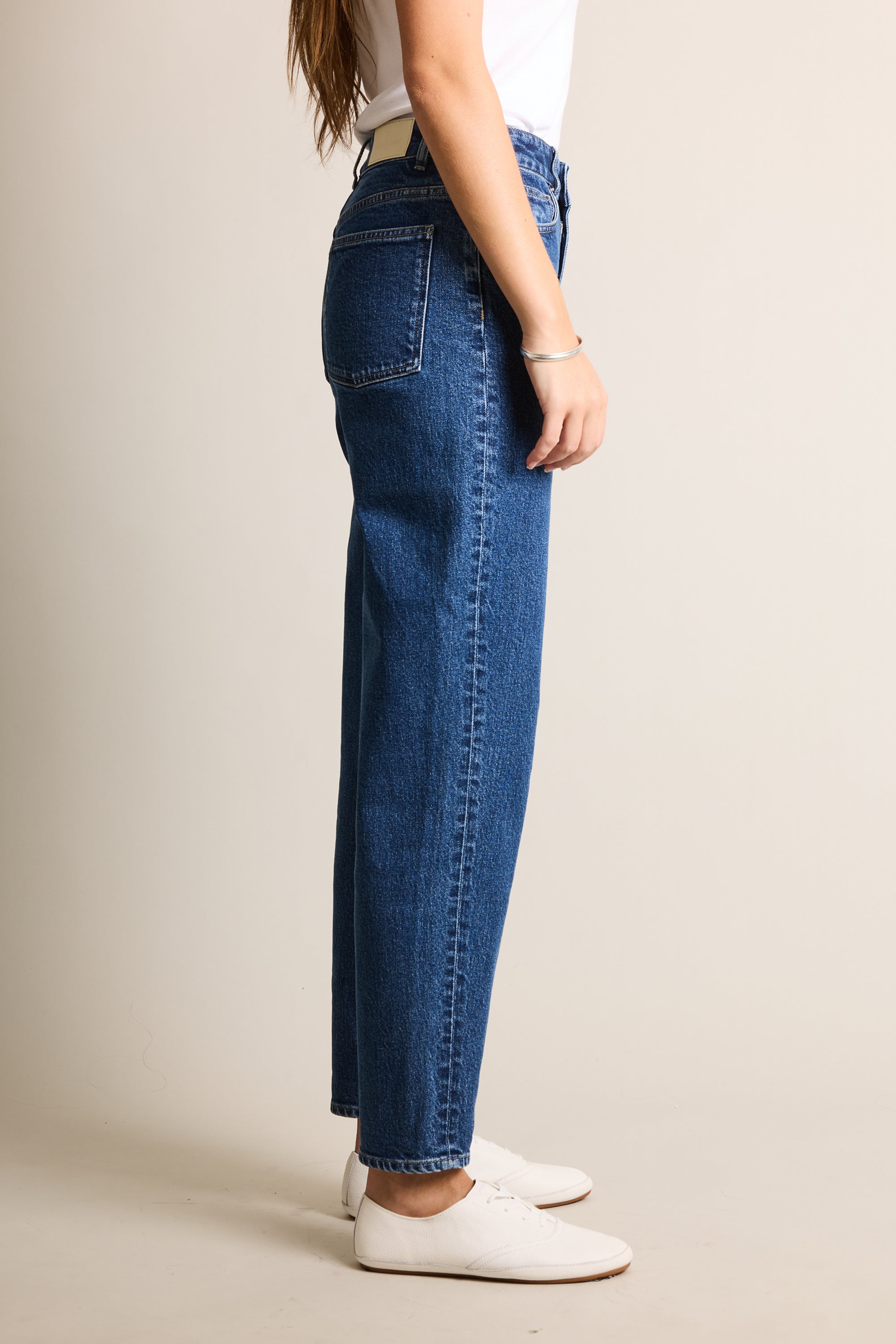 le-pantalon-jeans-femme-mom-jean-bleu-stone-stretch image 5
