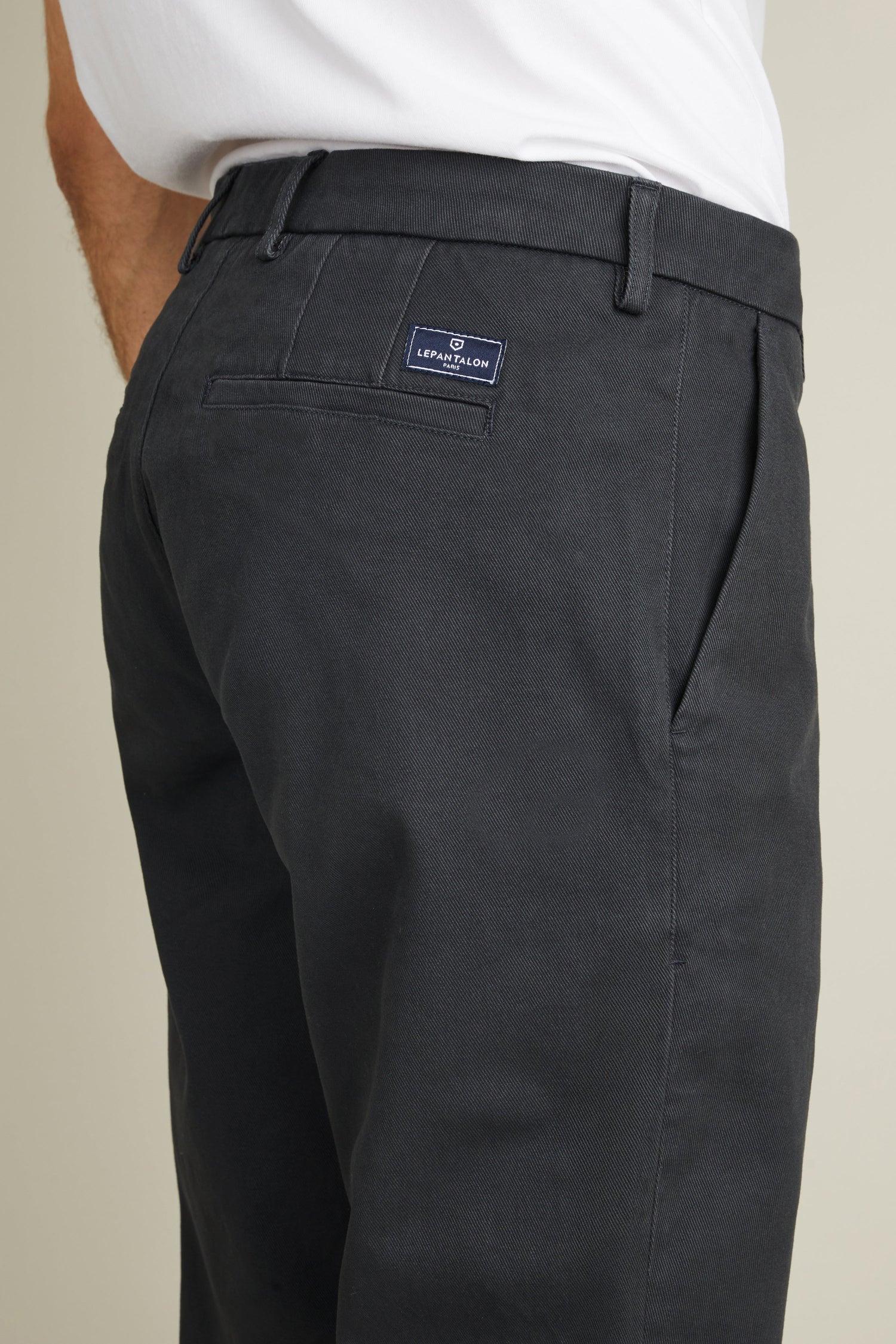 le-pantalon-chinos-homme-fm-lpcd-4-chino-gris-anthracite-droit image 3