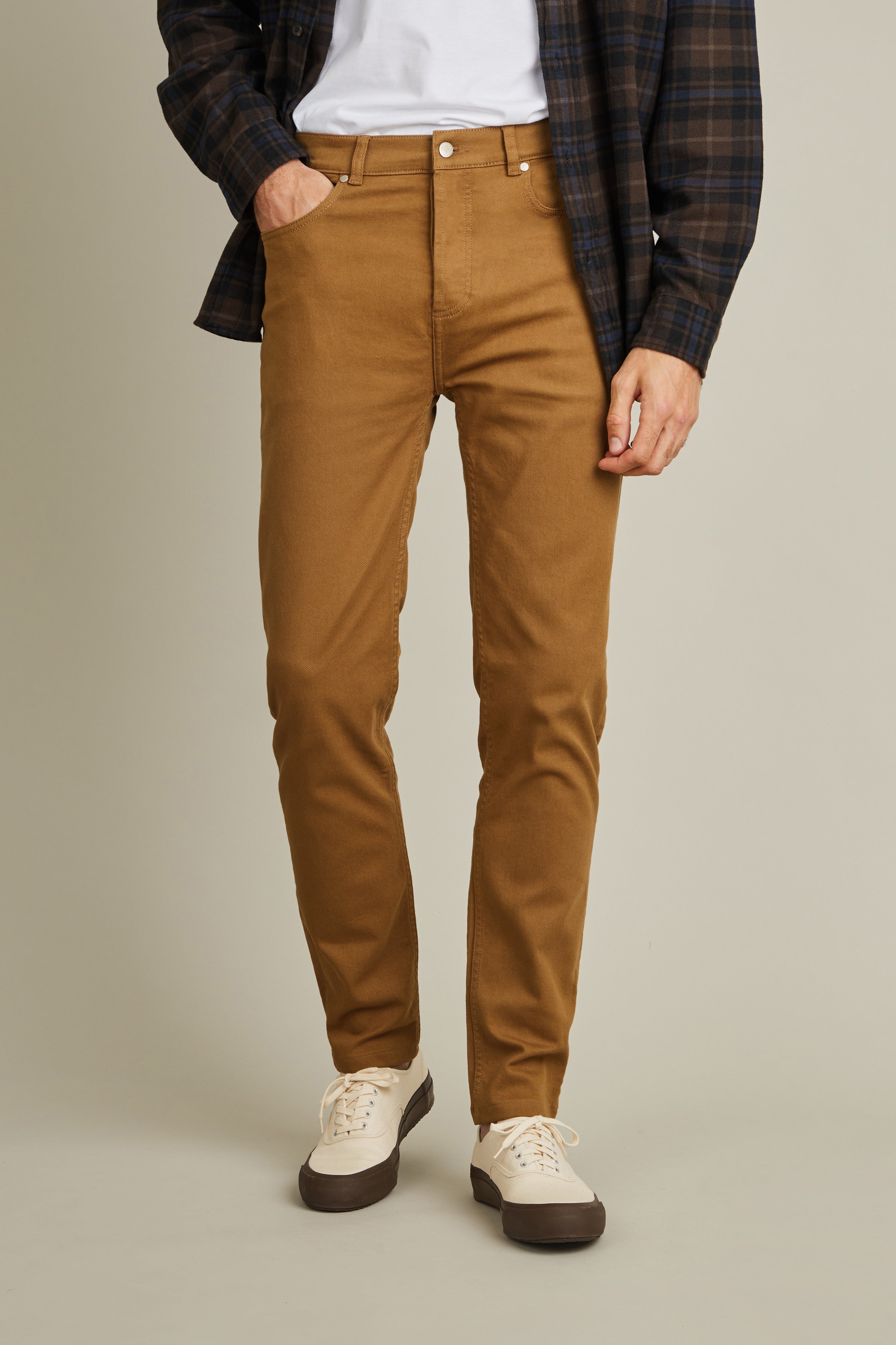 le-pantalon-jeans-homme-jean-beige-fonc-semi-slim-coton-bio image 5