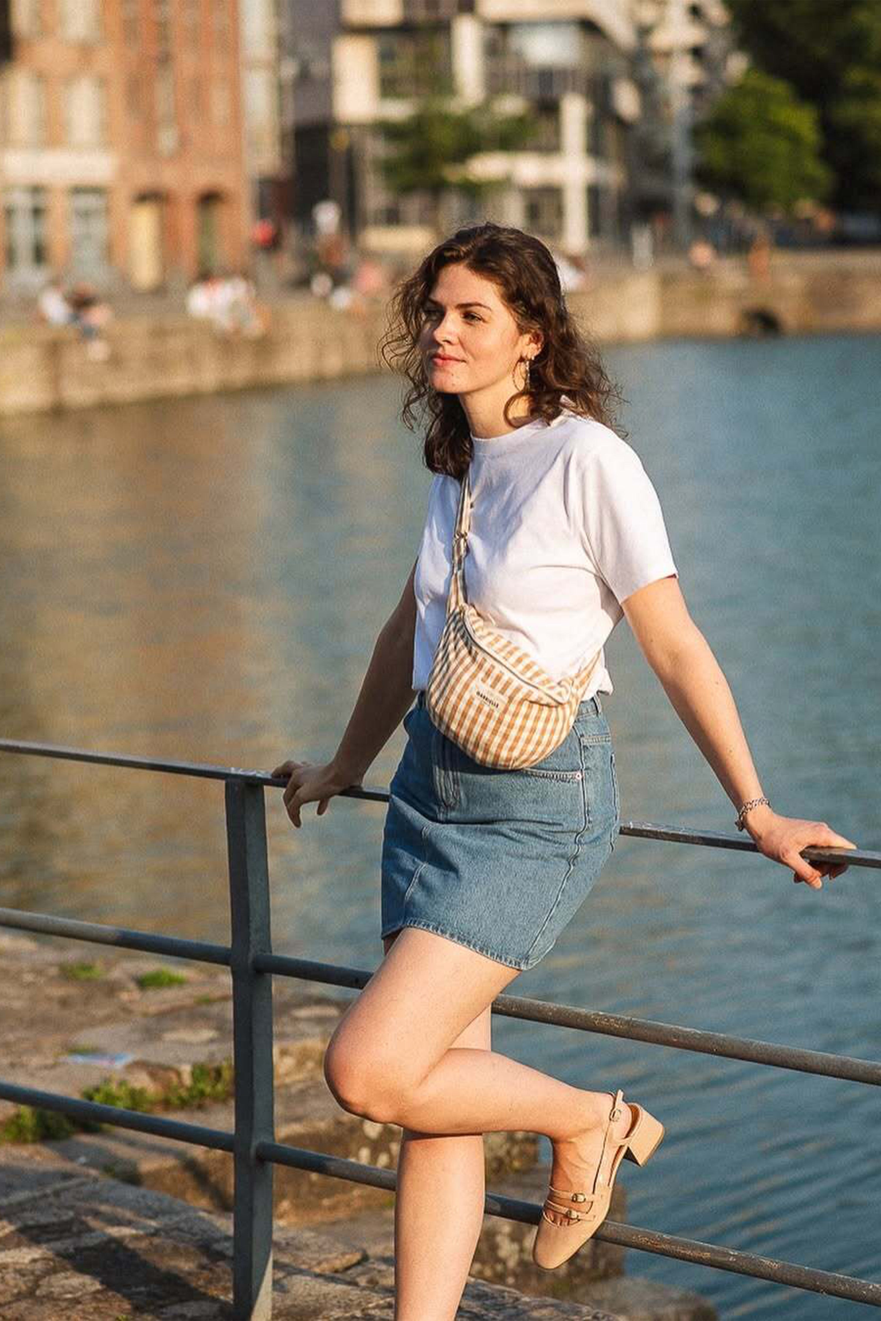 le-pantalon-shorts-et-jupes-femme-jupe-jean-bleached-coton image 8