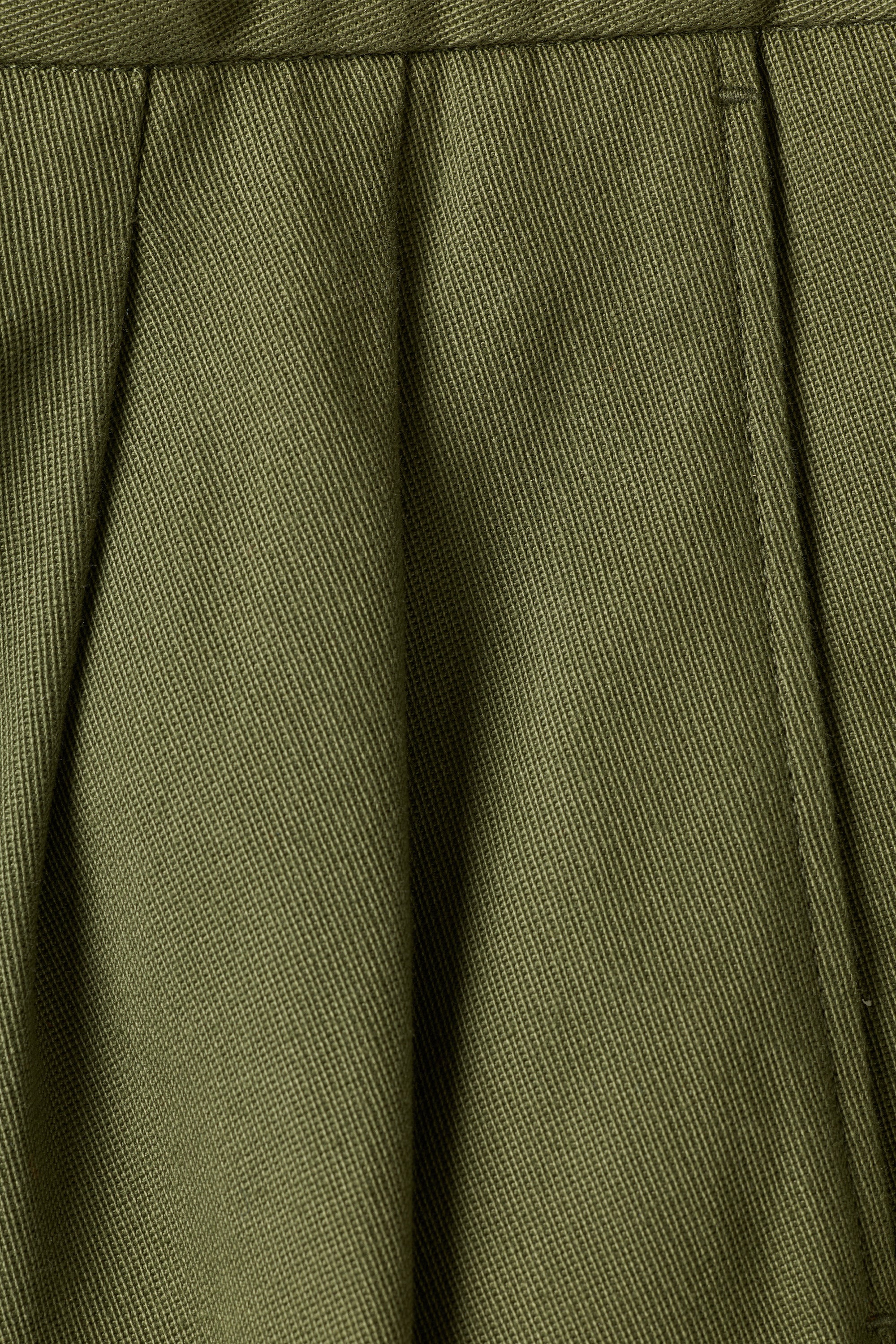 le-pantalon-chinos-homme-double-pinces-pantalon-kaki-coton image 8