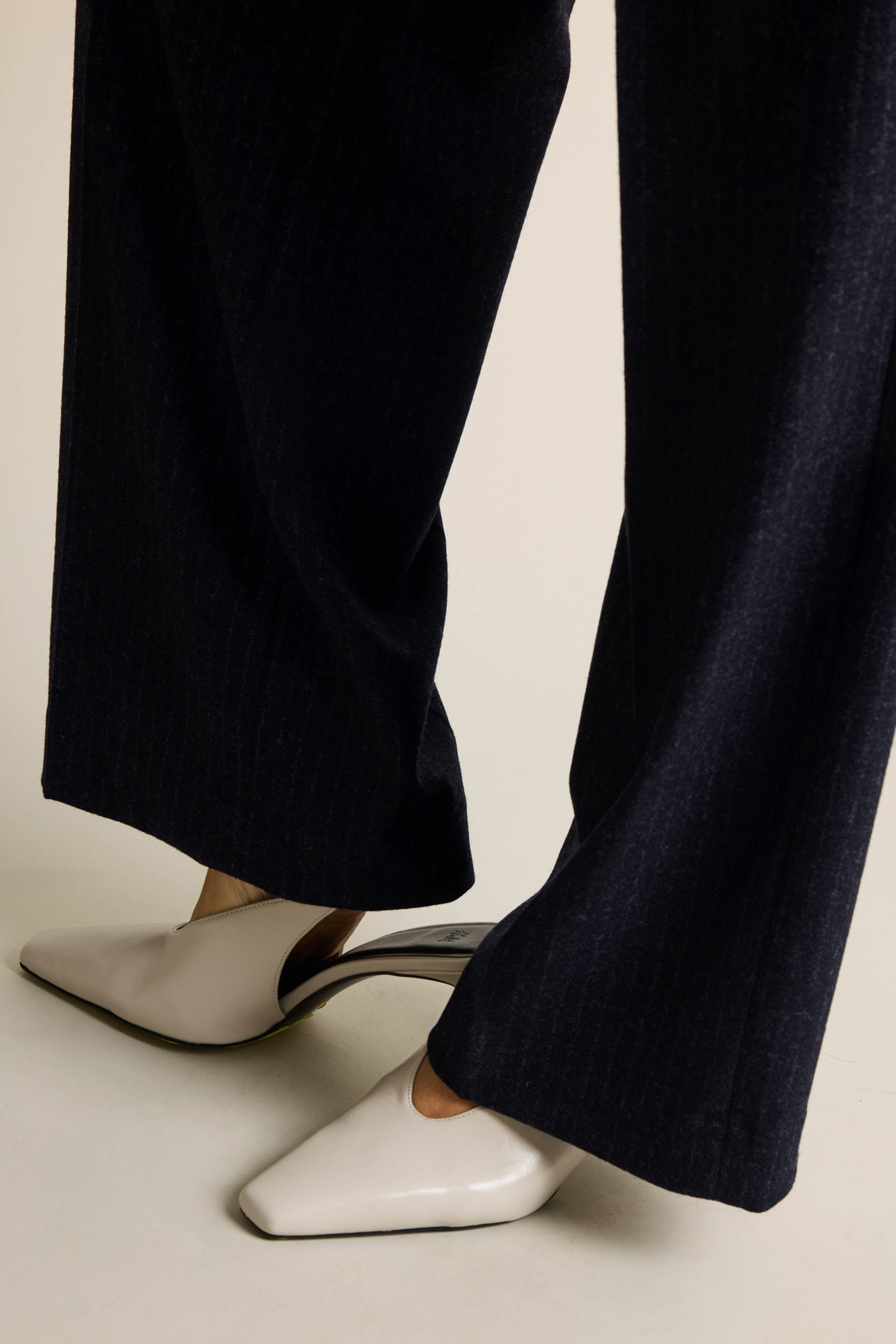 le-pantalon-palazzo-pantalon-flanelle-bleu-marine-ray-laine image 6