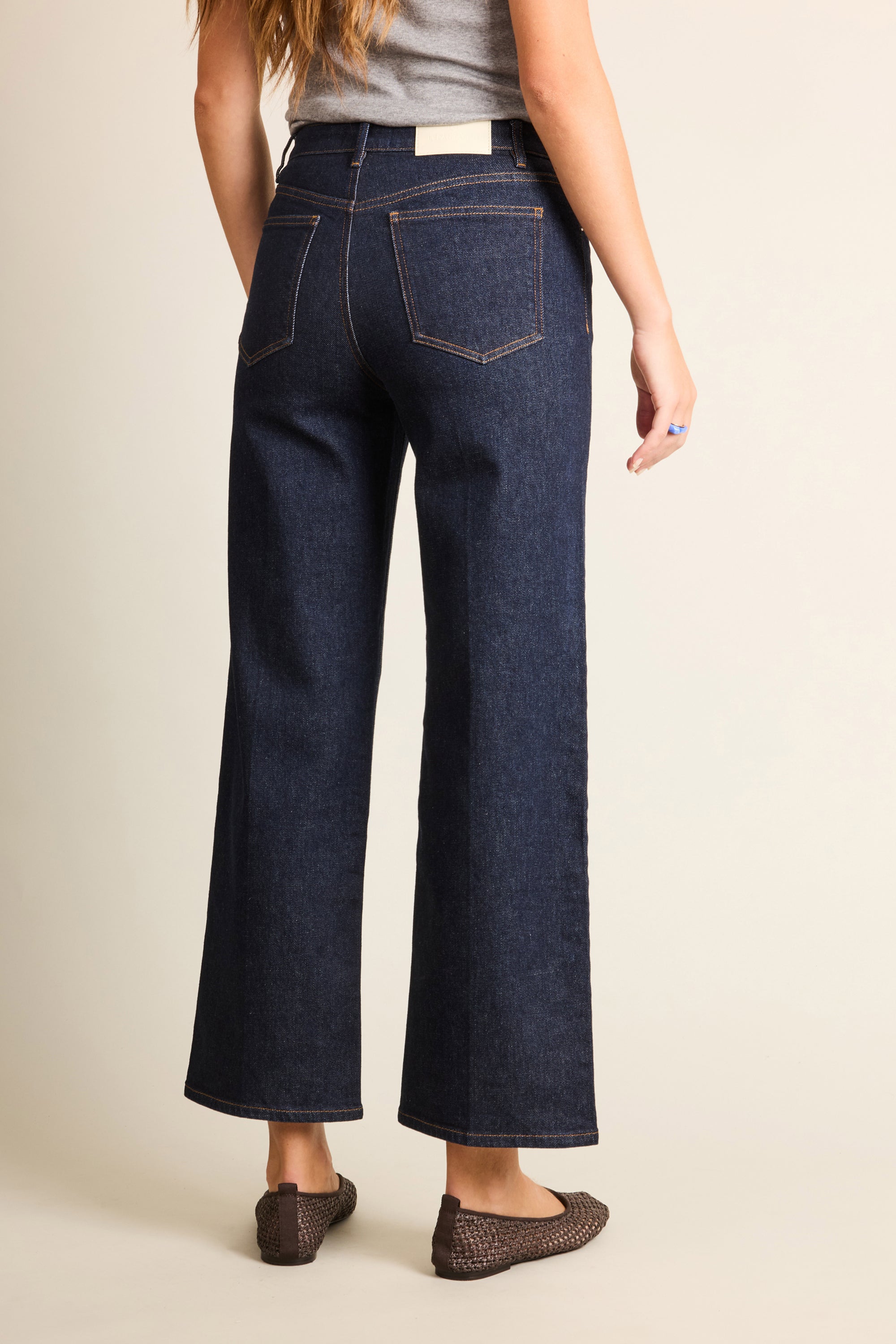 le-pantalon-jeans-femme-jean-flare-bleu-coton-stretch-7-8-me image 5