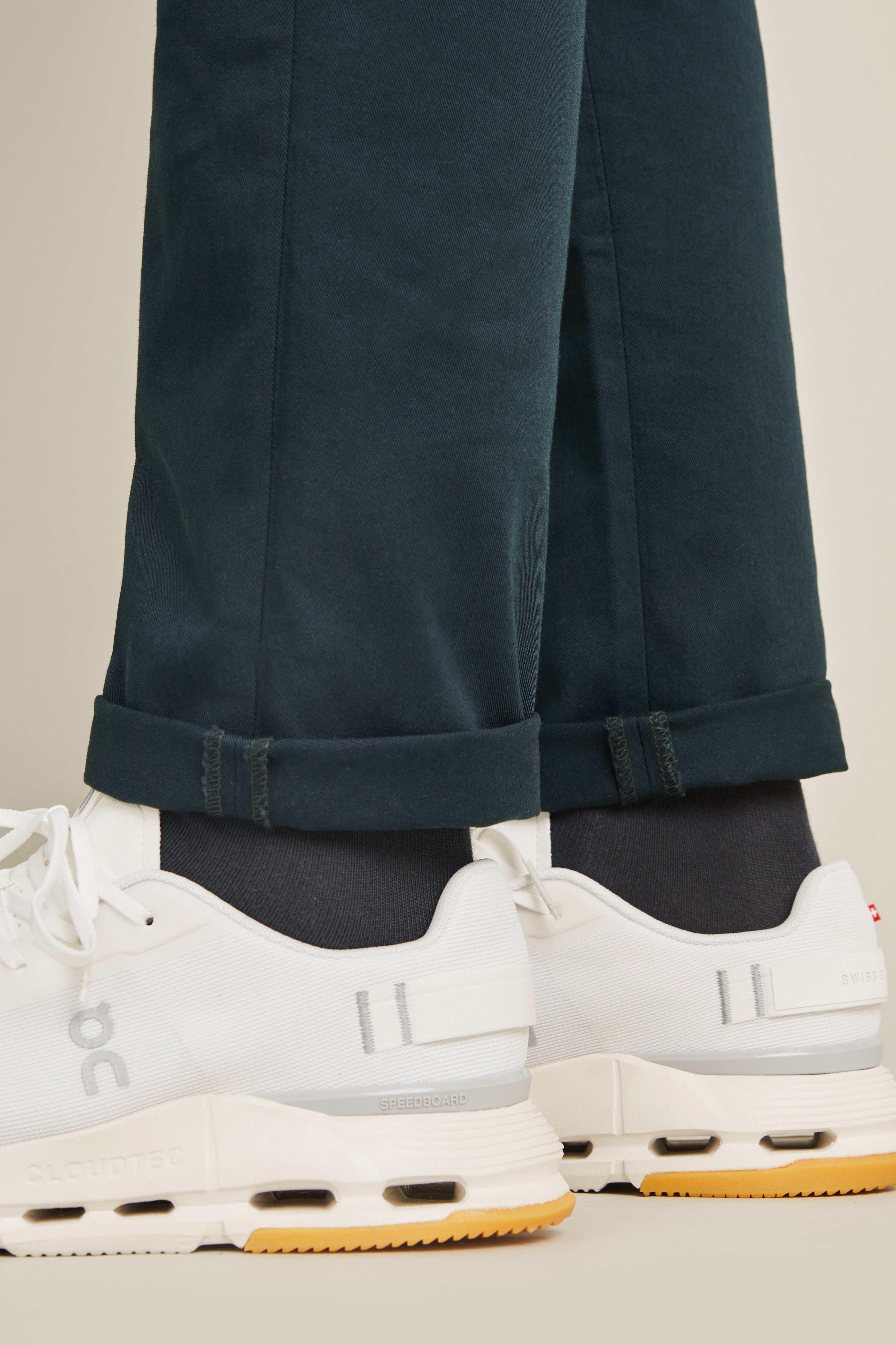 le-pantalon-chinos-homme-classique-chino-vert-anglais-coton image 8