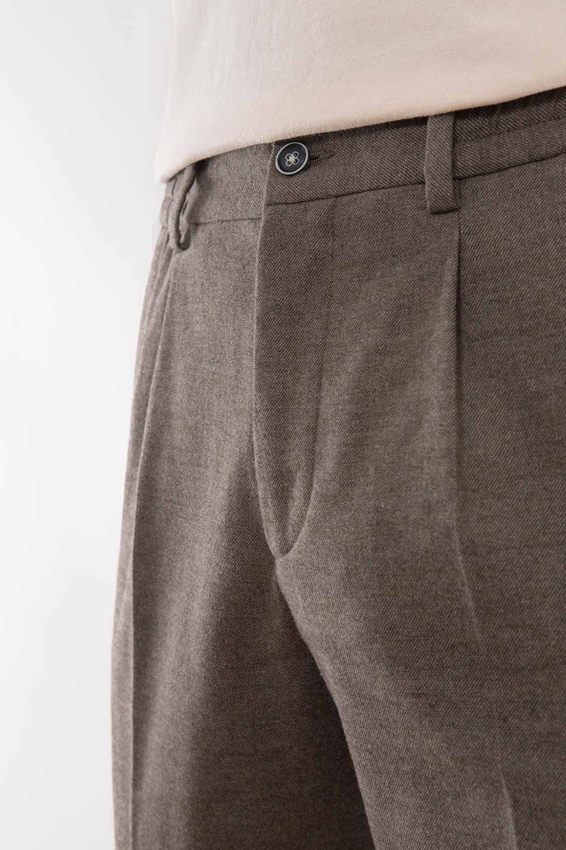 le-pantalon-pantalon-chaud-beige-homme-flanelle image 3