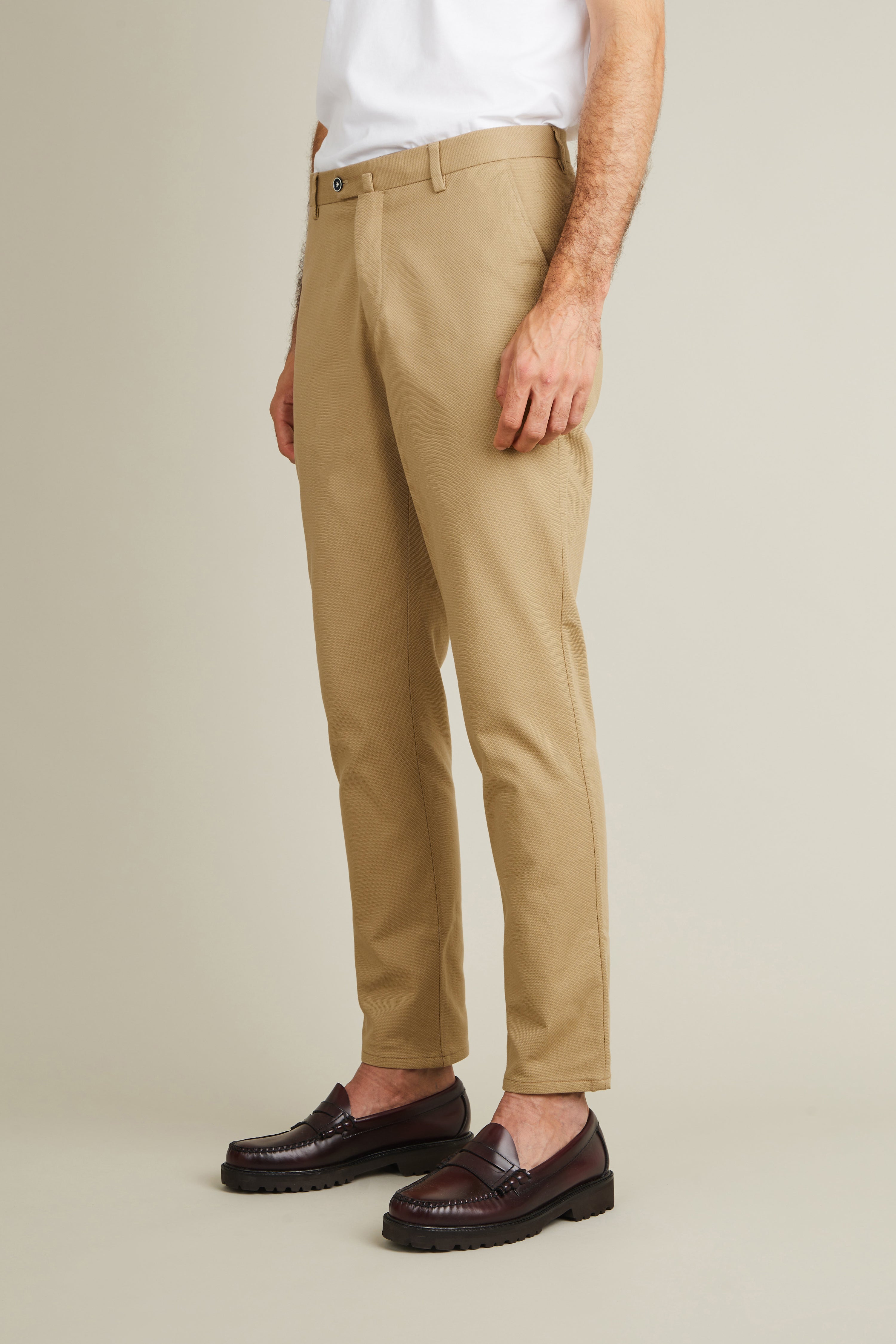 le-pantalon-chinos-homme-chino-textur-beige-pantalon-coton image 5