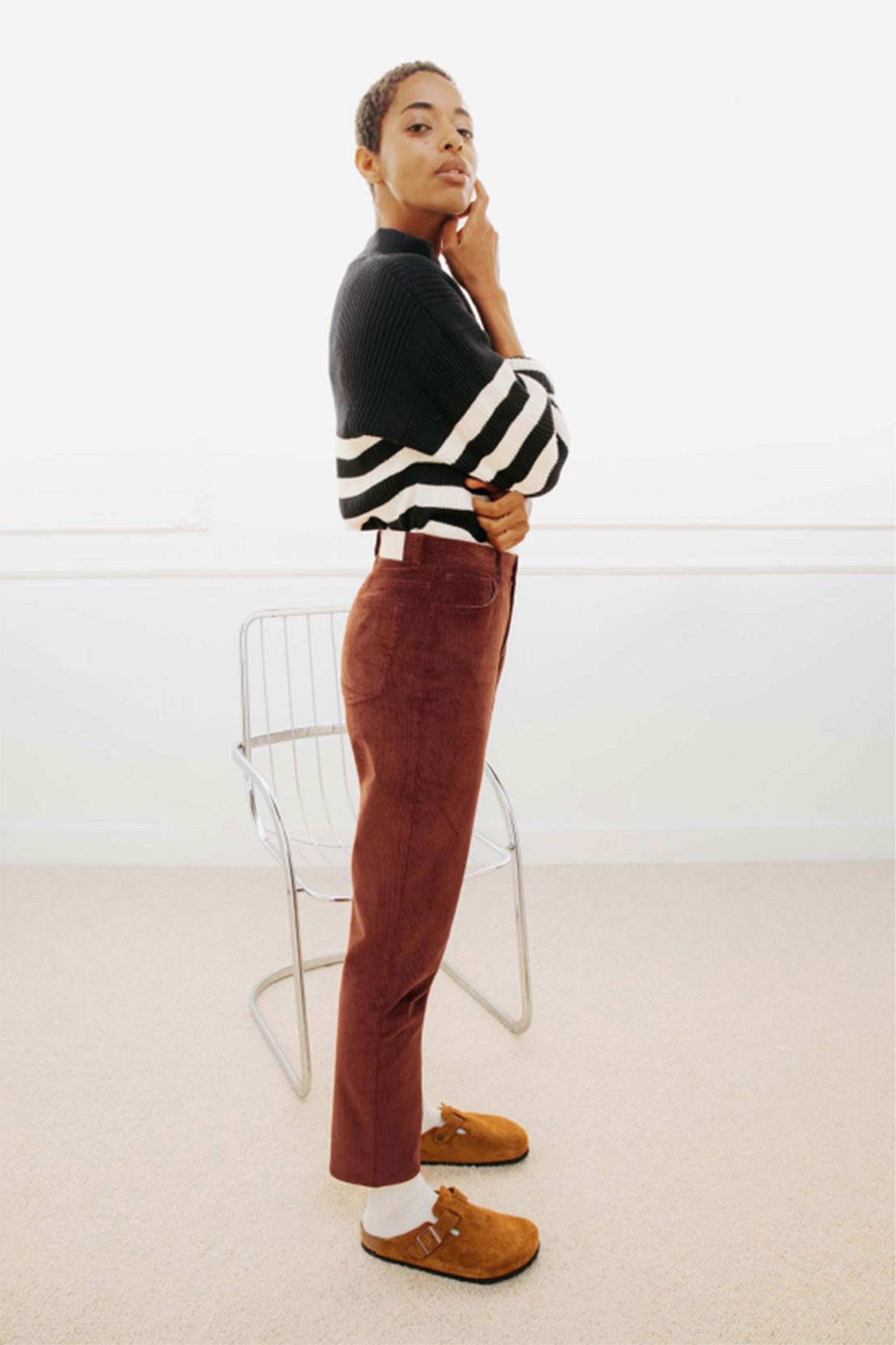 le-pantalon-pantalons-femme-velours-rouge-brique-droit image 5