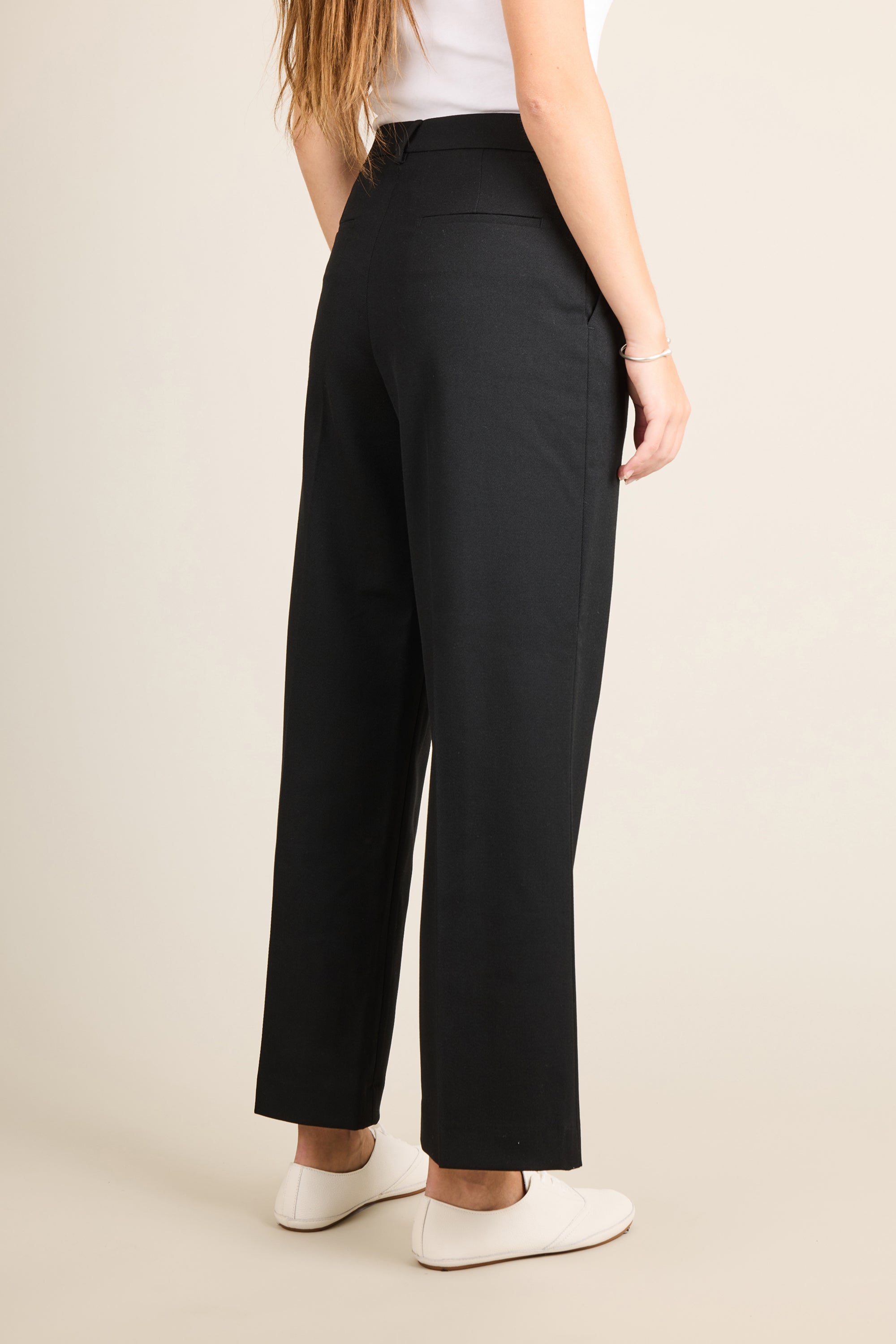 le-pantalon-pantalons-femme-pantalon-flare-noir-laine image 6