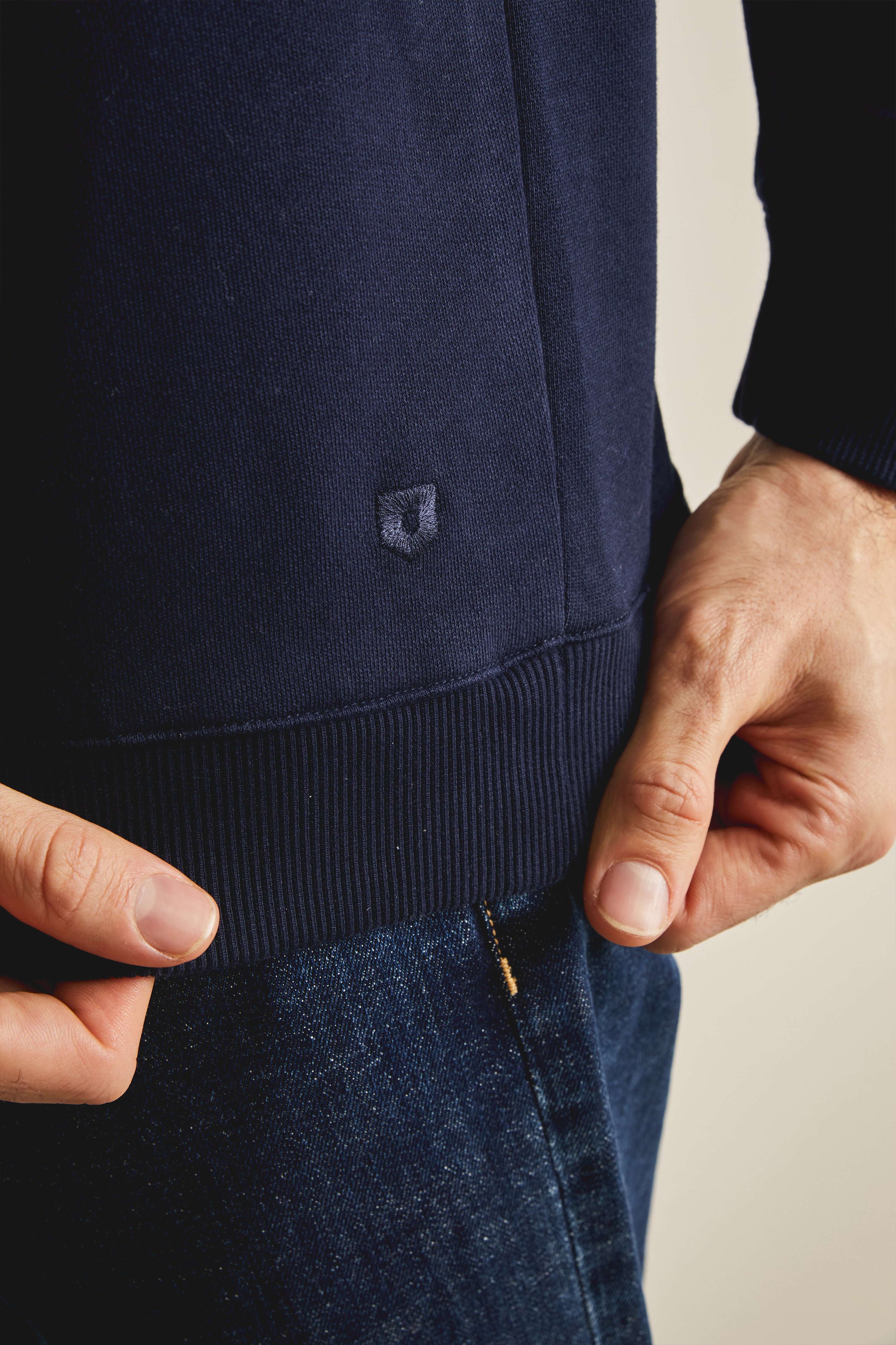 le-pantalon-sweats-homme-bleu-marine-coton-bio image 4