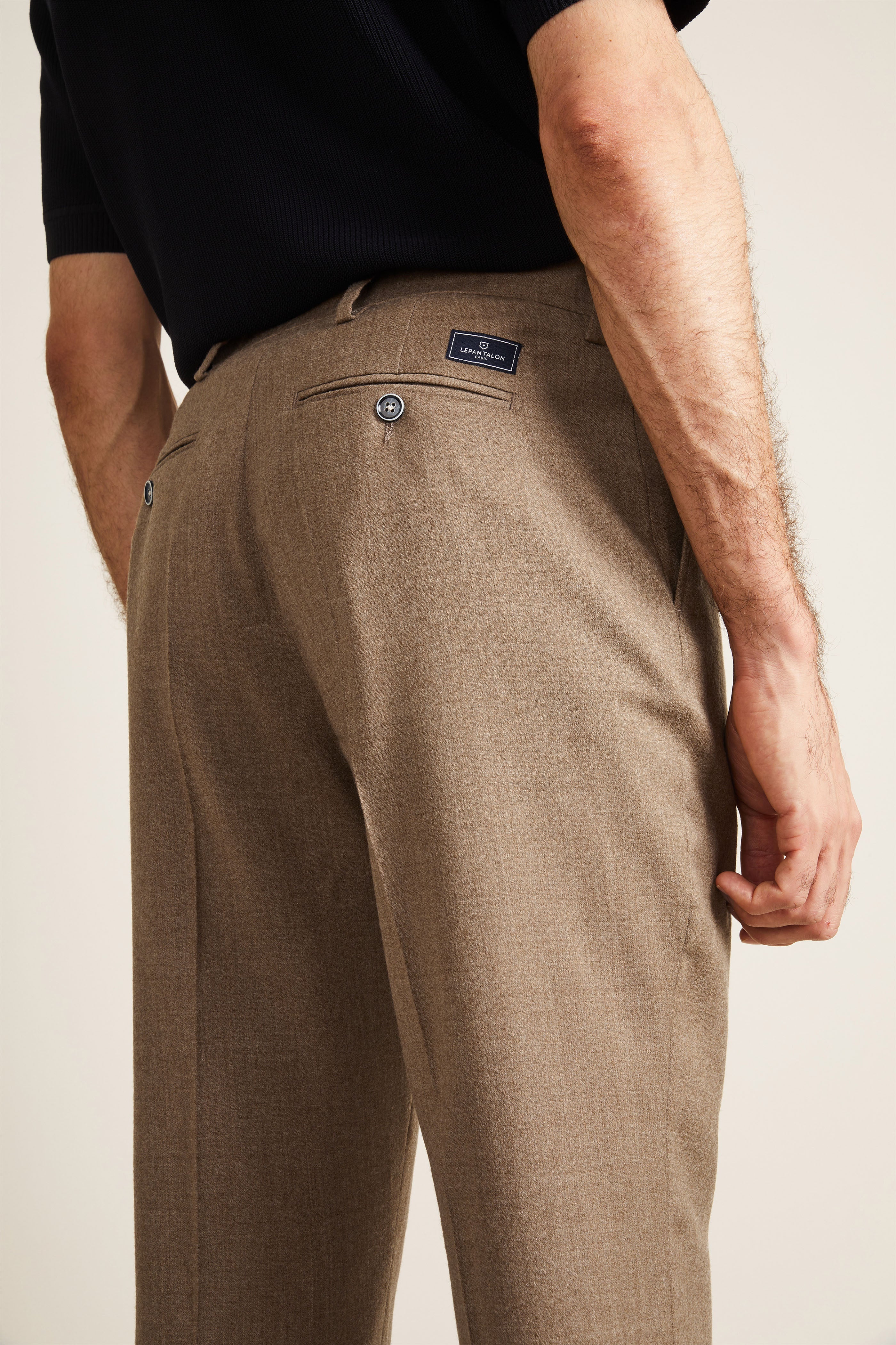 le-pantalon-flanelle-stretch-camel-pantalon-laine-m-rinos image 4