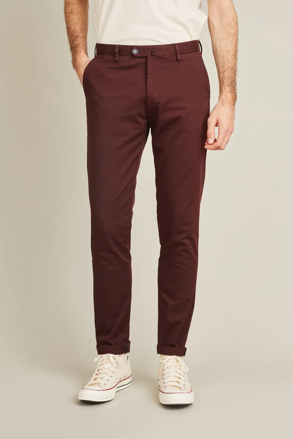 le-pantalon-chinos-homme-classique-lie-de-vin-coton image 1