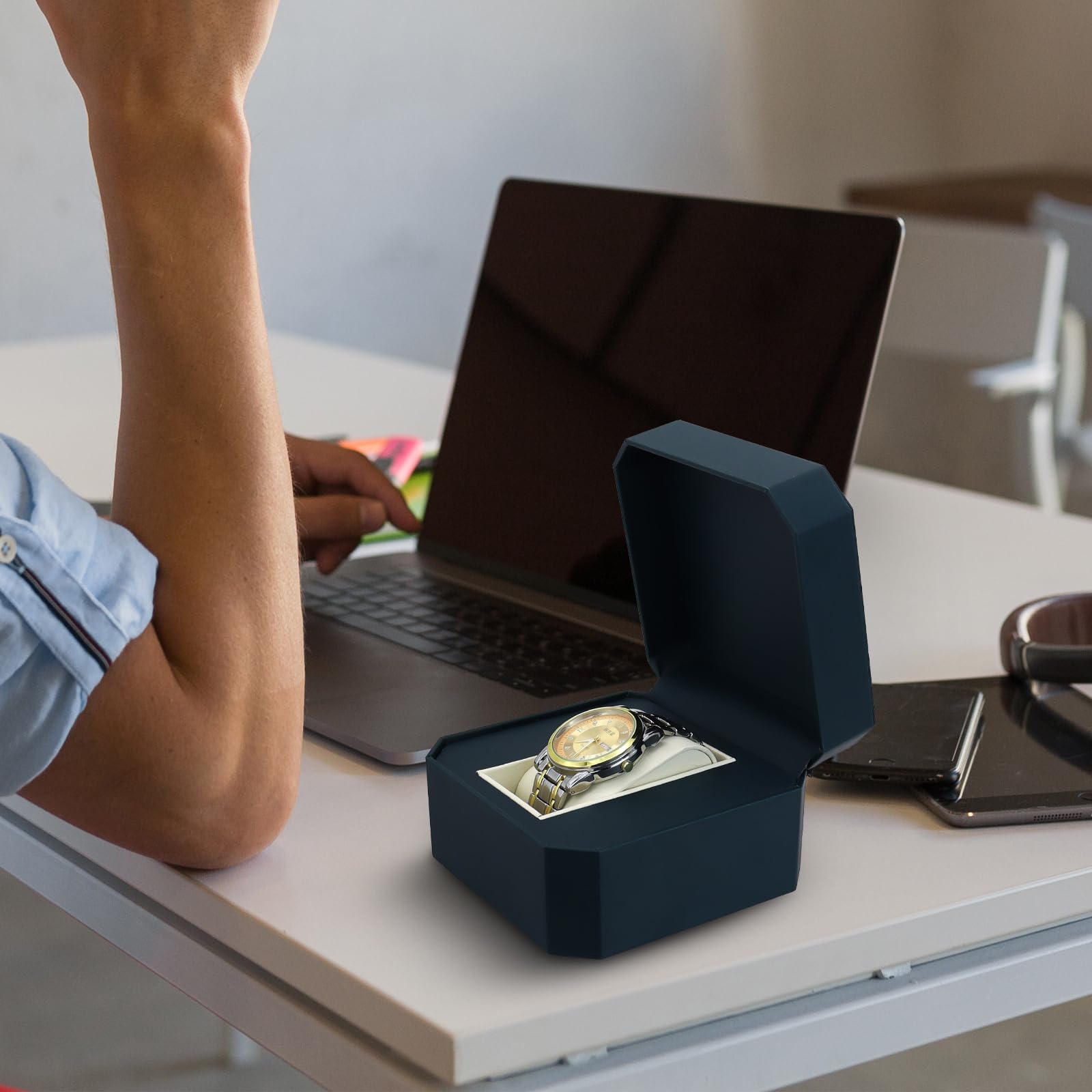 adistylinno-jewelry-box-bo-te-montre-bleu-fonc-1-montre image 4