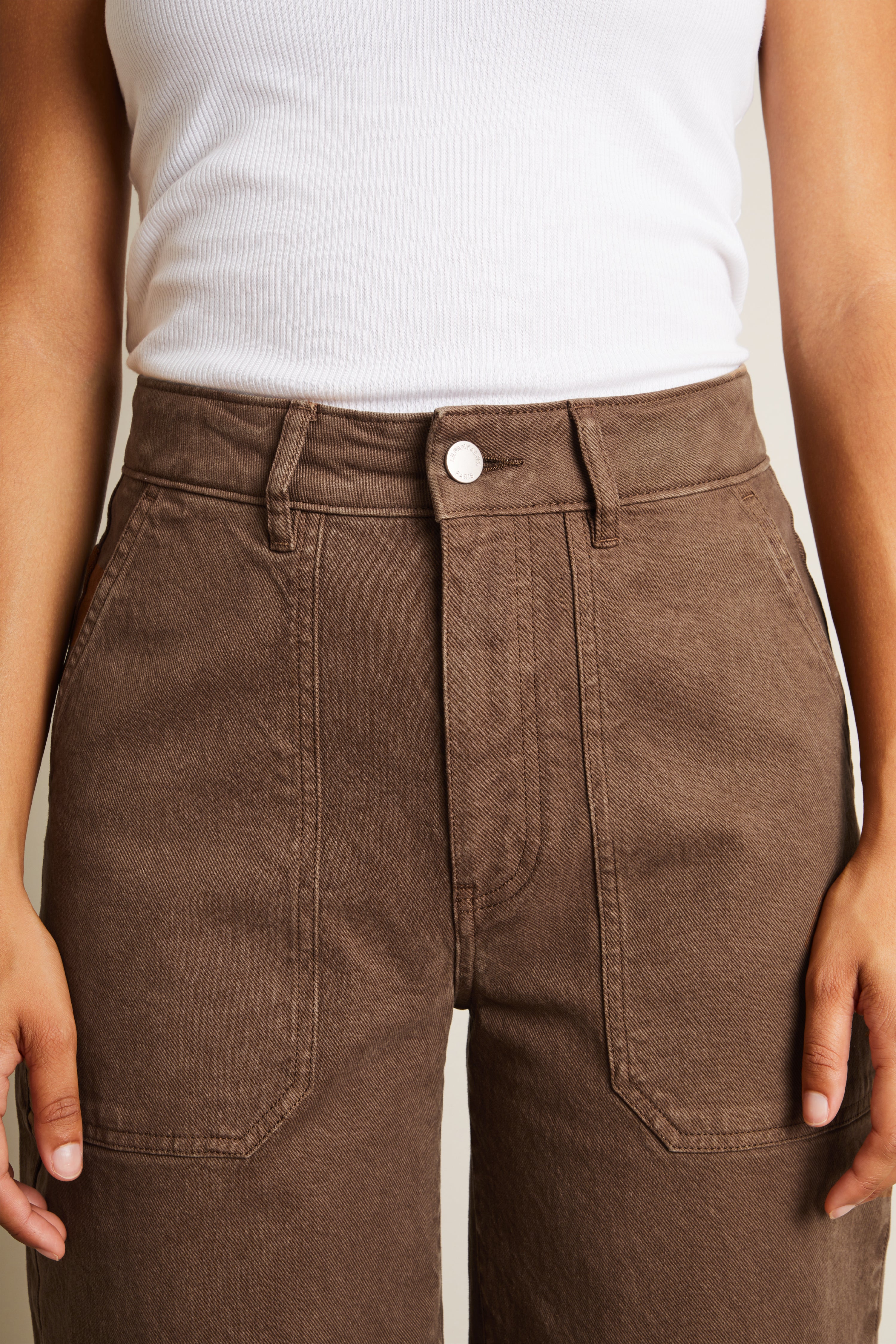 le-pantalon-jeans-femme-jean-balloon-marron-coton-recycl image 2