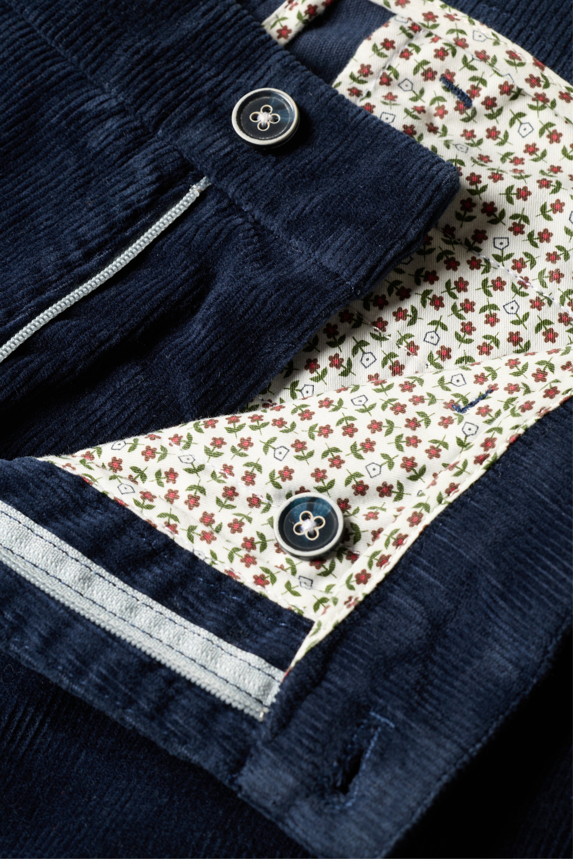 le-pantalon-chino-velours-bleu-marine-semi-slim-stretch image 2