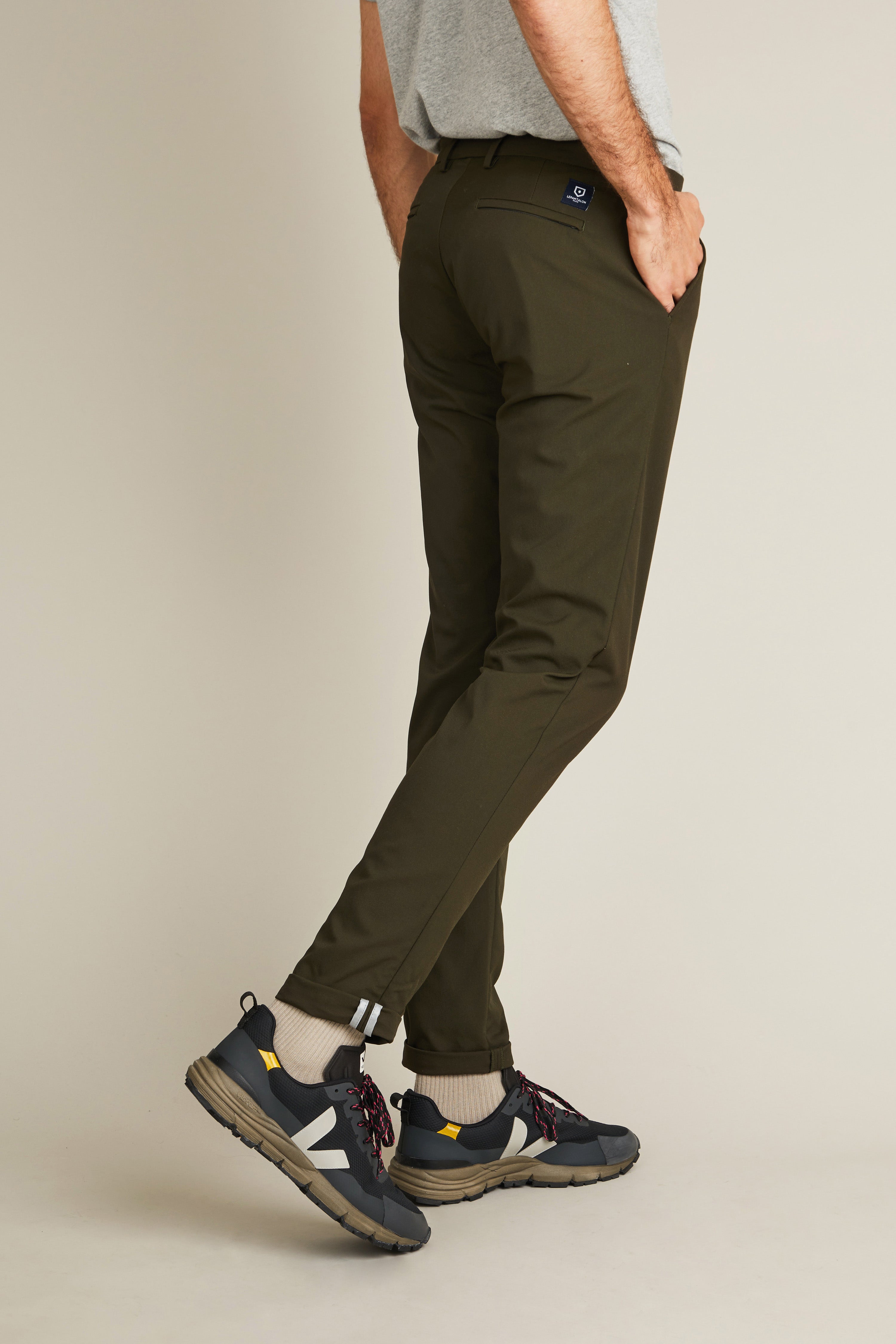 le-pantalon-chinos-homme-chino-technique-kaki-stretch image 4