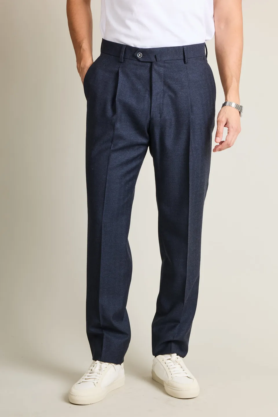 le-pantalon-flanelle-homme-pantalon-pinces-chevron-bleu-marine image 1