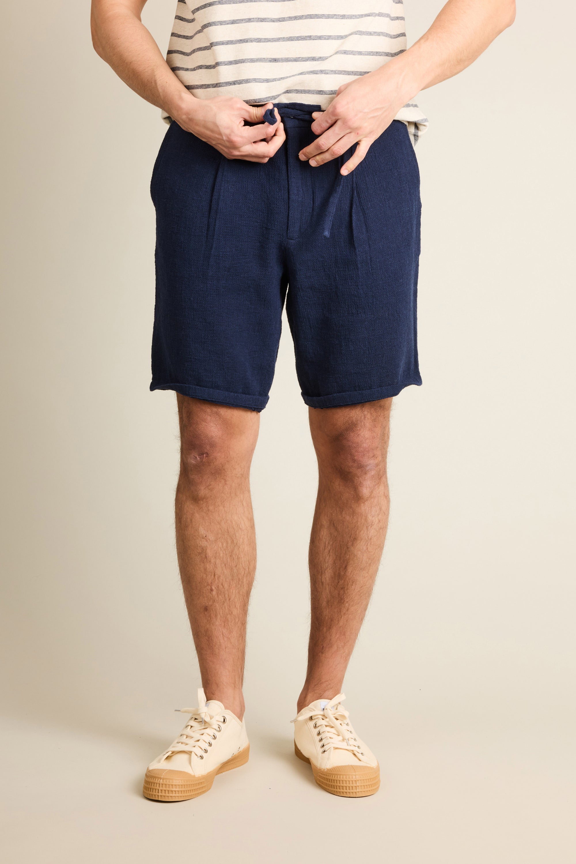 le-pantalon-bermuda-indigo-coton-lin-large-homme-t image 5