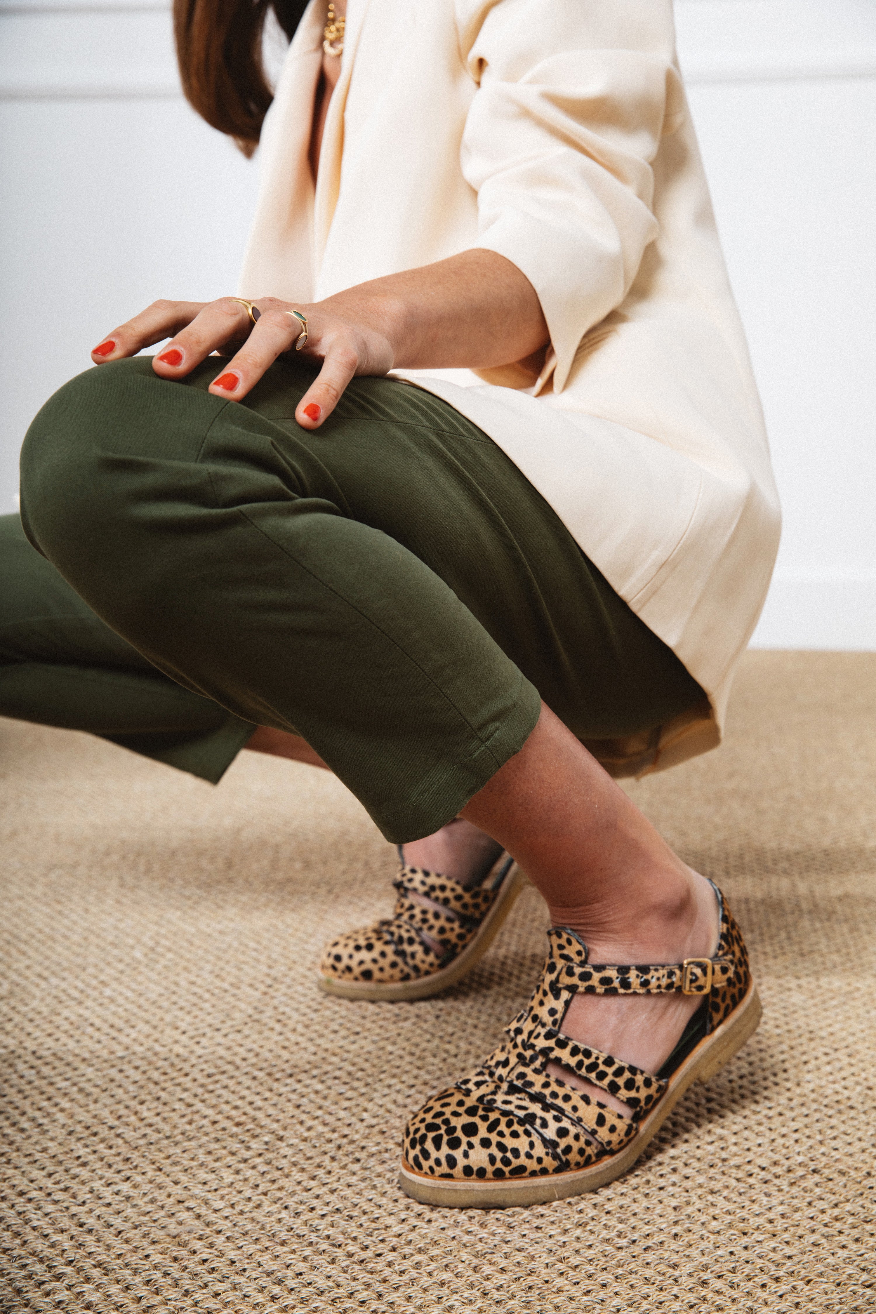 le-pantalon-chino-kaki-pantalon-femme-taille-haute-coton-bio image 3
