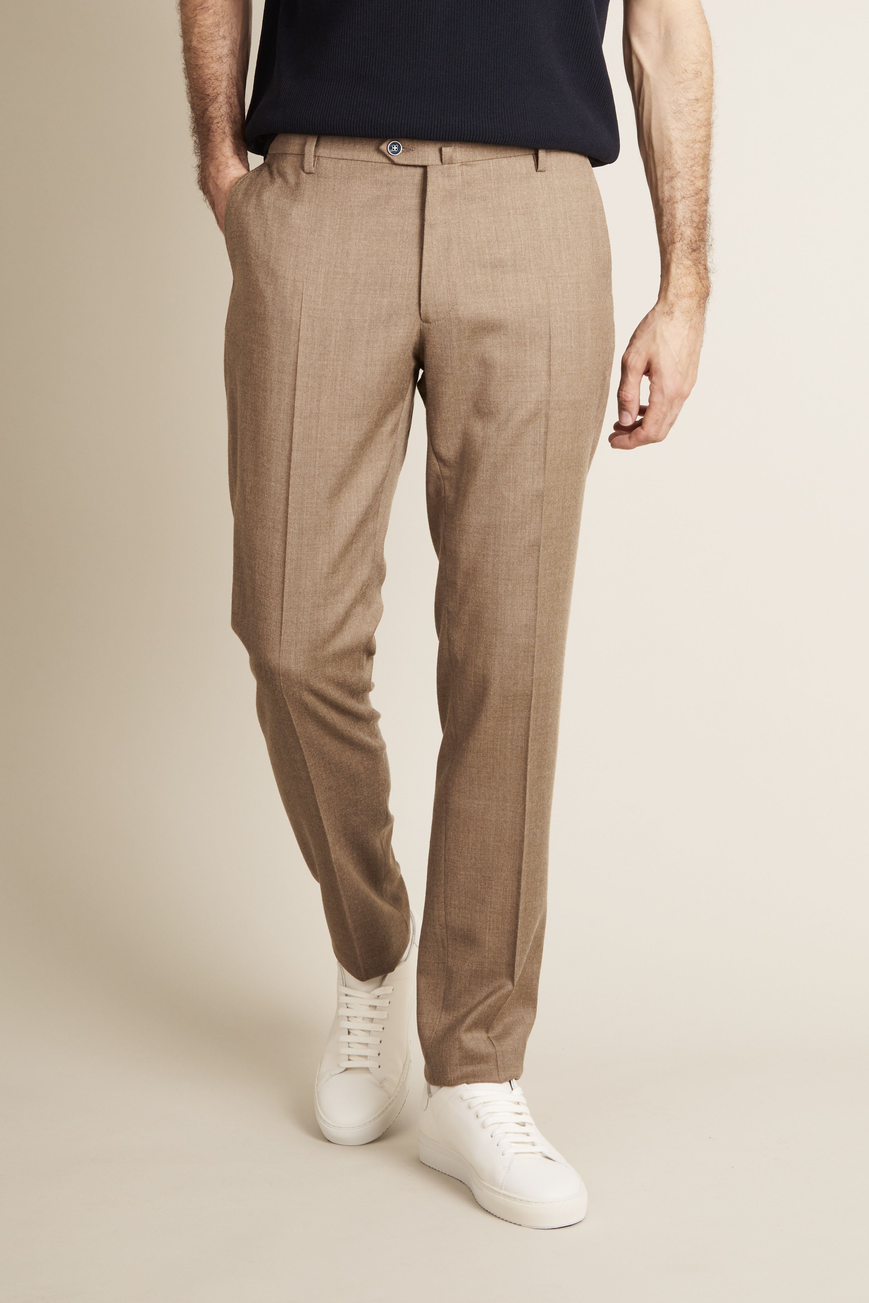 le-pantalon-flanelle-stretch-camel-pantalon-laine-m-rinos image 1